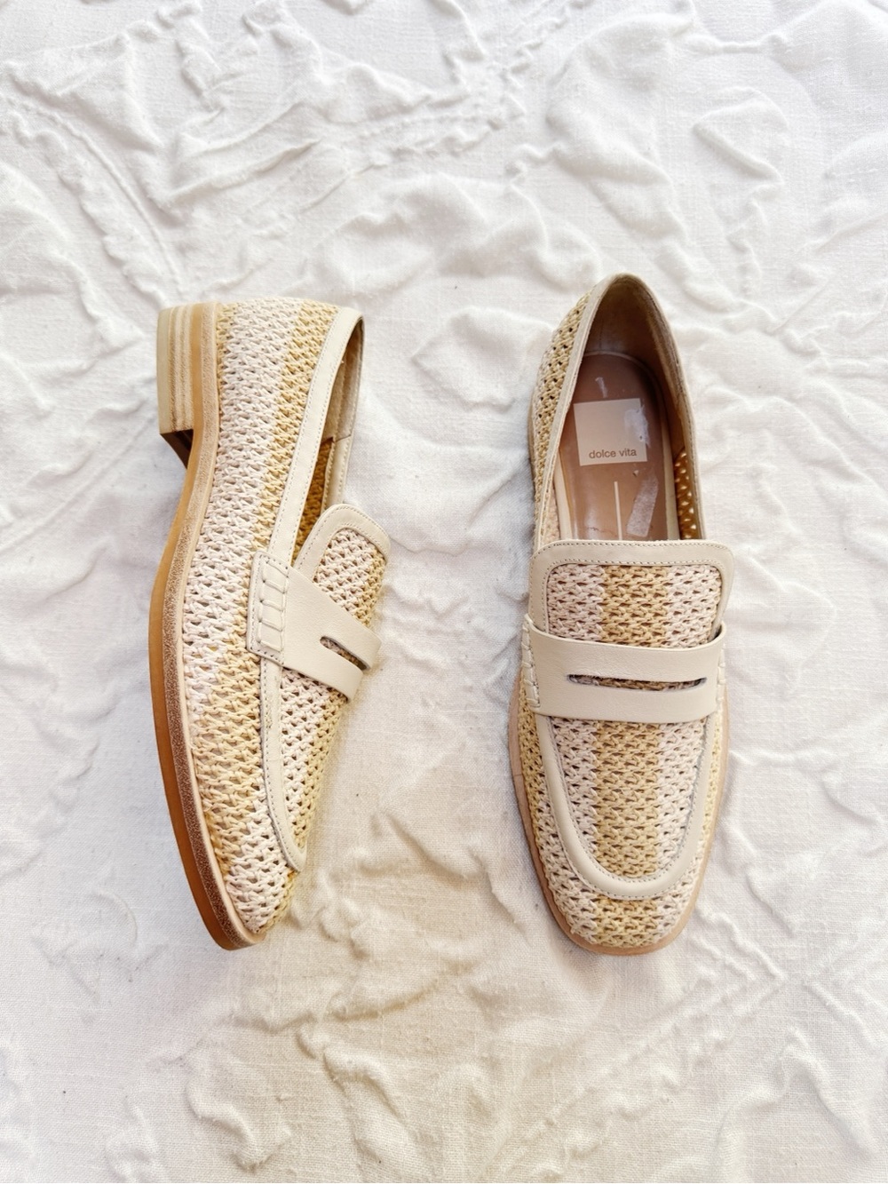 Dolce Vita Halley Ivory Raffia
Loafers Size 8 - Picture 3 of 9